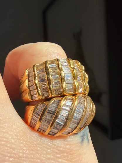 18k Scalloped Baguette Diamond Ring