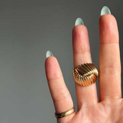 14k Ribbed Ring