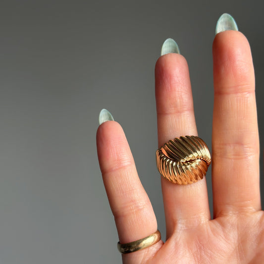 14k Ribbed Ring
