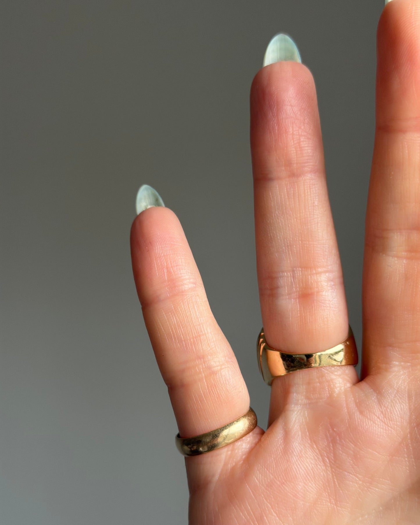 14k Ribbed Ring