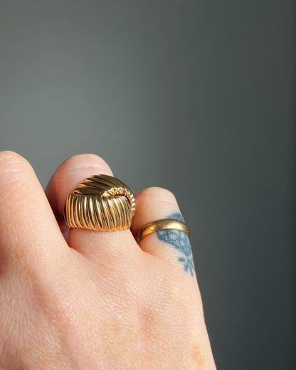14k Ribbed Ring